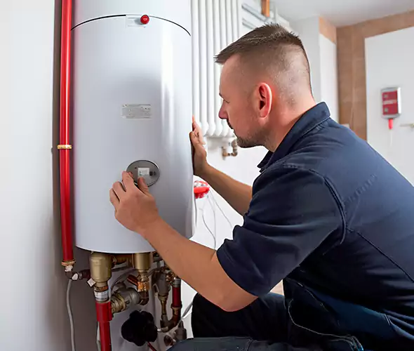 Expert Plumber for Gas Water Heater Replacement in Lantana, FL: Schedule Affordable Replacement Services with Us