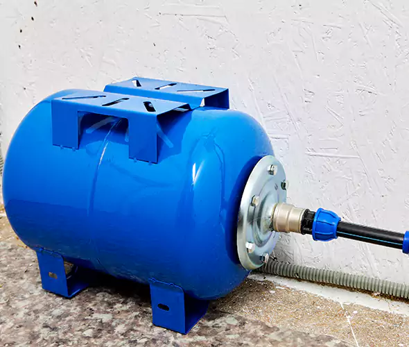 Expert Plumber for Well Pressure Tank Replacement in Lantana, FL: Schedule Affordable Tank Replacement Services with Us