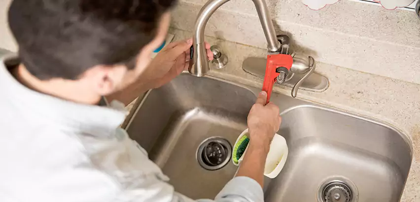 Faucet Repair in Lantana