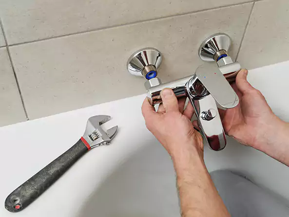 Why Choose Lantana Plumbing for Bathtub Faucet Replacement in Lantana, FL?