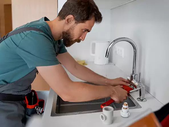 Why Choose Lantana Plumbing for Kitchen Sink Installation in Lantana, FL?