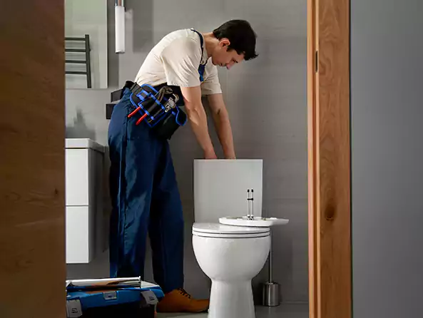 Why Choose Lantana Plumbing for Toilet Replacement in Lantana, FL?